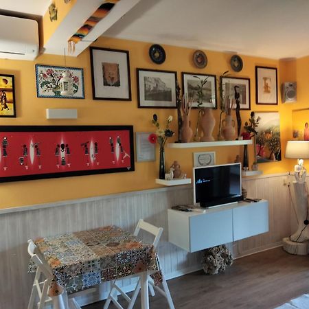 Iris House Leilighet Agnone Bagni Eksteriør bilde