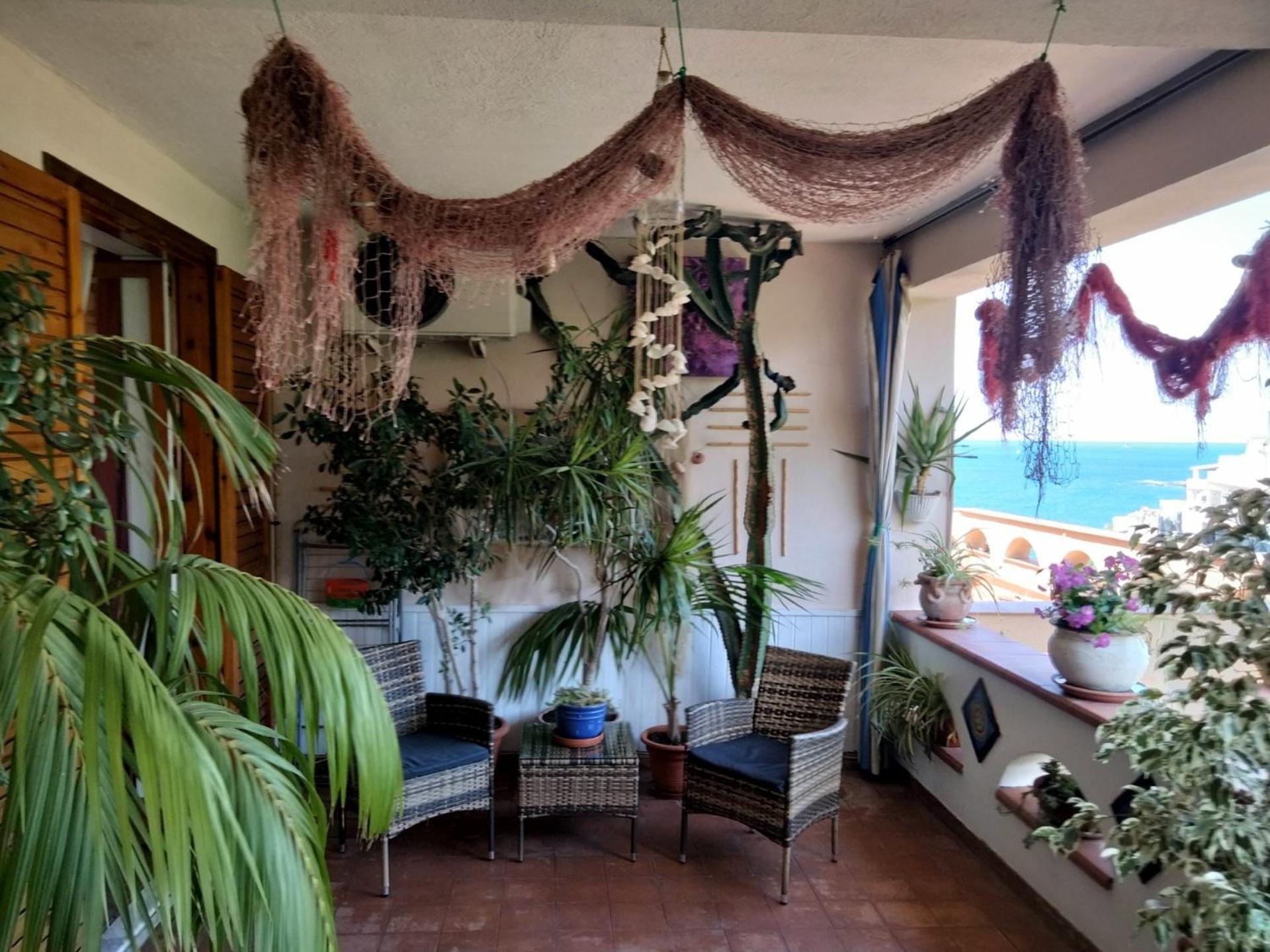Iris House Leilighet Agnone Bagni Eksteriør bilde